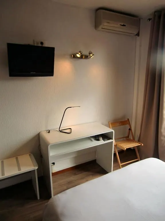 Le Deauville Hotel Blagnac 2*,