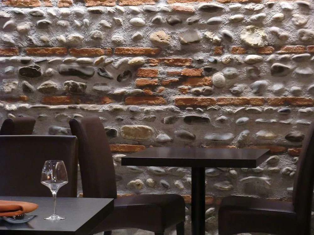 Le Deauville Hotel Blagnac