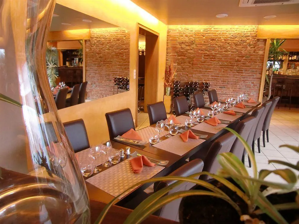 Le Deauville Hotel Blagnac