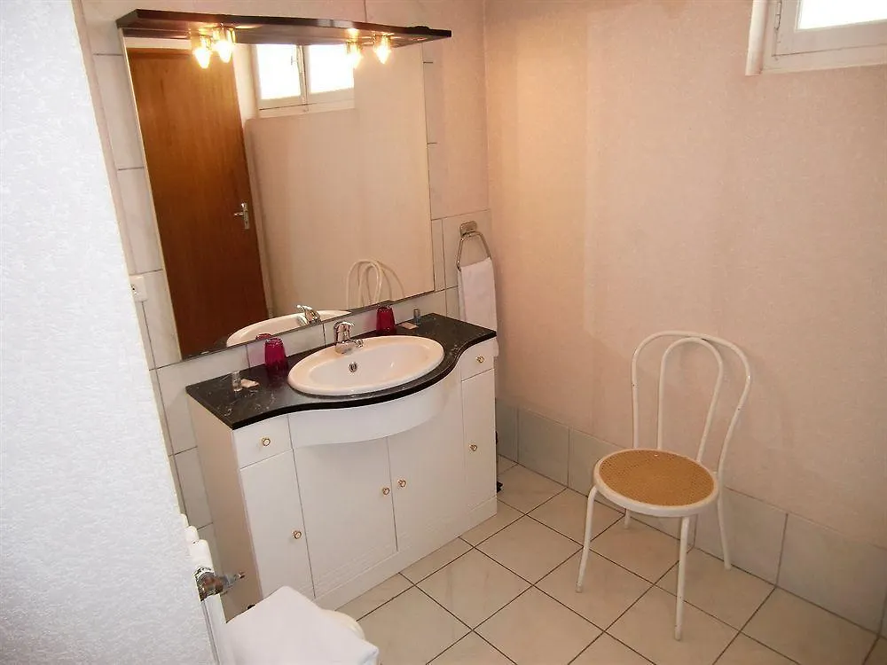 Le Deauville Hotel Blagnac 2*,